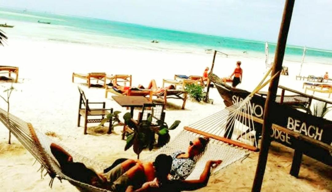 Sipano Beach Lodge Kiwengwa Kiwengwa  Bagian luar foto