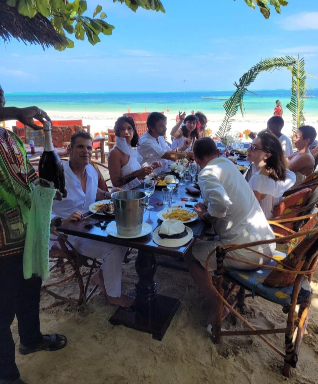 Sipano Beach Lodge Kiwengwa Kiwengwa  Bagian luar foto