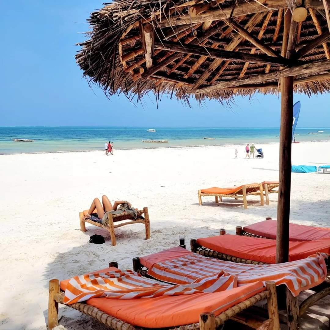 Sipano Beach Lodge Kiwengwa Kiwengwa  Bagian luar foto